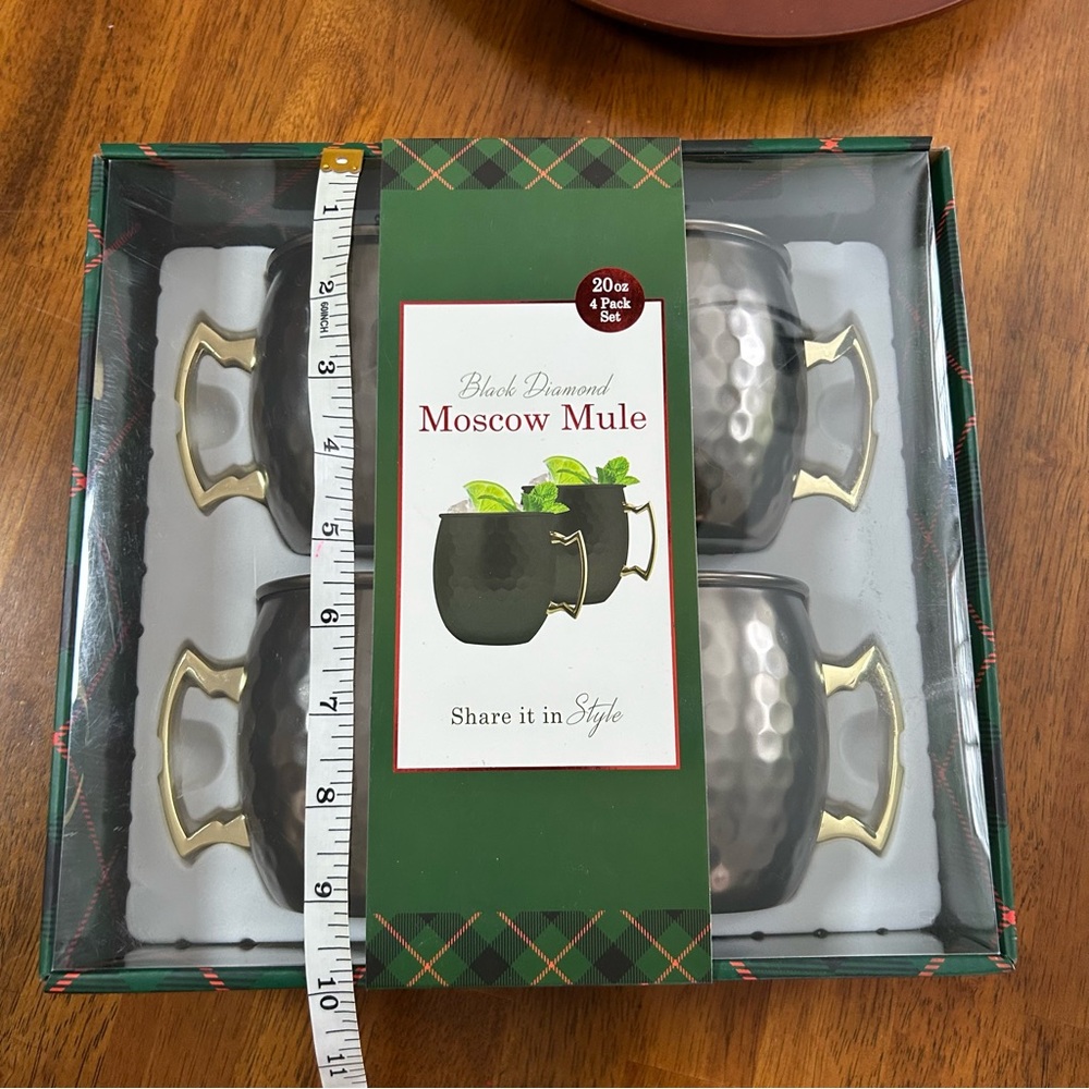 Black Diamond Moscow Mule 4-Piece Gift Set Hammered Mugs - Picture 13 of 14
